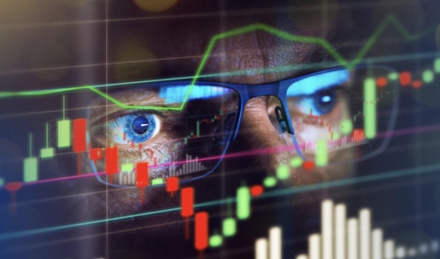 Unveiling the Cryptocurrency Contenders: How a Modest Investment Could Skyrocket Your Portfolio by 2026